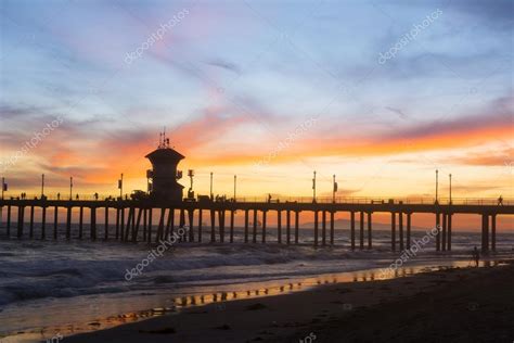 Huntington Beach pier sunset Stock Photo by ©kelpfish 73383377