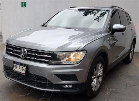 Volkswagen Tiguan Comfortline Asientos Usado Color Plateado