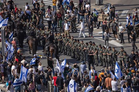 אלימות המשטרה הולידה את הסיסמה איפה הייתם בחווארה שיחה מקומית