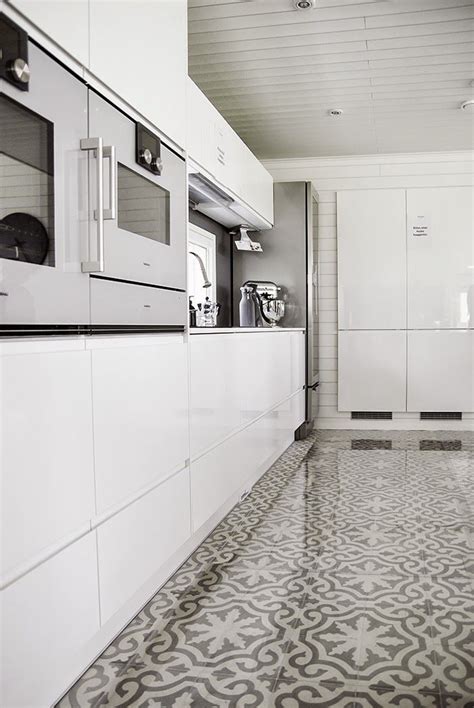 10 Kitchen Floor Tiles Scandinavian Decoomo