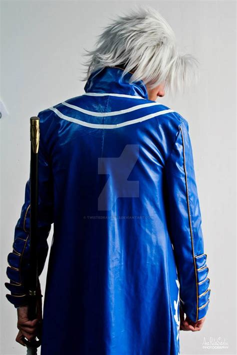 Vergil Cosplay, Devil May Cry by TwistedRaven123 on DeviantArt