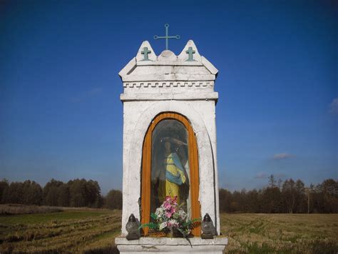 Mazowieckie Kapliczki Krzy E I Figury Wi Tych W Lka Szczawi Ska