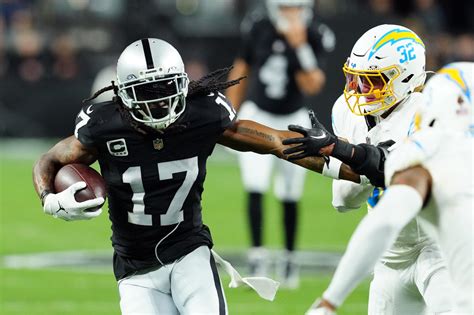 Davante Adams Injury Update Latest News On Raiders Wrs Injured