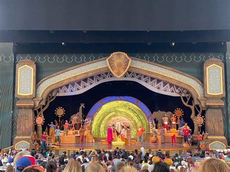 Photos Video Tale Of The Lion King Debuts At Disneyland Wdw News