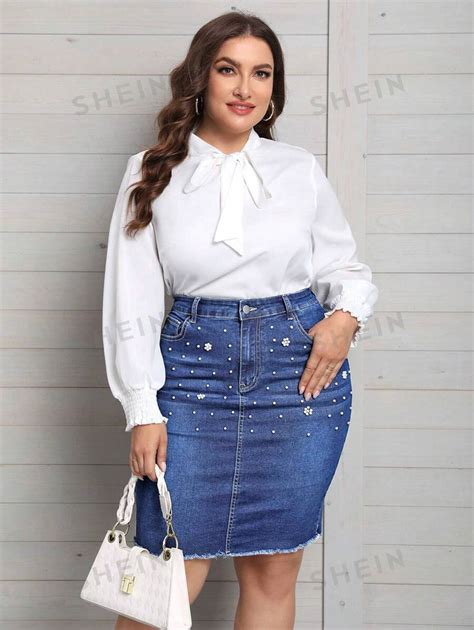 Shein Priv Plus Size Women Fake Pearls Beaded Raw Cut Denim Skirt