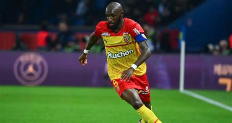 Psg Une Star Du Rc Lens Dans Le Viseur Du Club Galtier R Pond