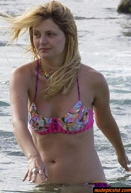 Mischa Barton Hot Bikini Nude Leaked Porn Photo Nudepicshd