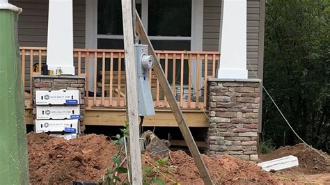 I Thought I Was Going To Have To Fight A Naked Man Woman Says Of Man