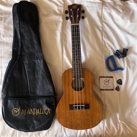 Mandalika Ukulele Concerto Full Set Cokelat Tua Musik Media Alat