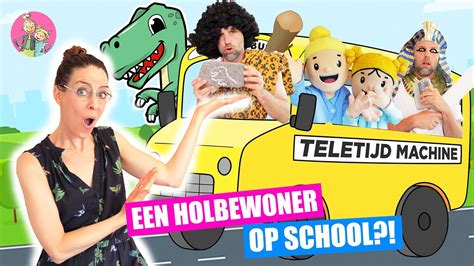 DE ZOETE ZUSJES LEREN ALLES OVER LEZEN MET DE TELETIJD MACHINE