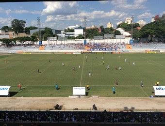 Taubaté e Araxá se enfrentam por vaga na terceira fase da Copinha