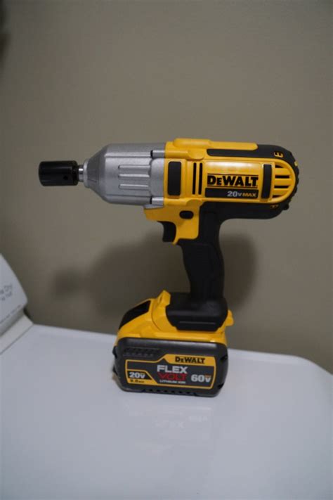 Dewalt Dcf889b 20v Impact Wrench Rubbercheese Reviews