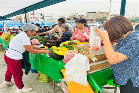 Punche Per Agro Mercados De La Chacra A La Olla Rotundo Xito En