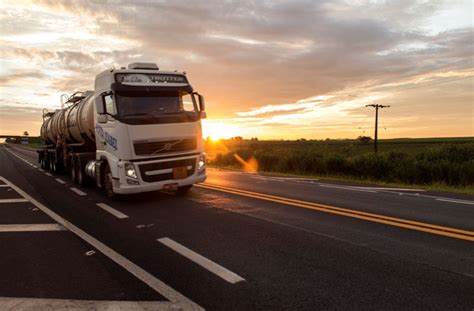 Como Virar Caminhoneiro Dicas E Requisitos