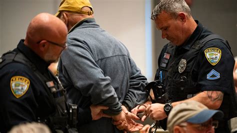 Cape Coral Council update its rules of procedure for residents