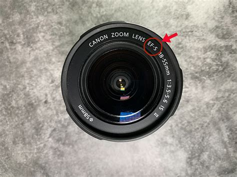 Canon EF vs EF-S Lenses (What’s The Difference?)