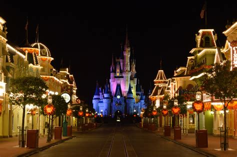 Disney World After Dark: 10 Tips for Night Owls | TouringPlans.com Blog