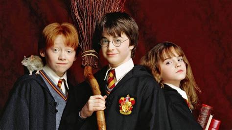 ¡harry Potter Tendrá Una Serie Esto Es Todo Lo Que Sabemos Glamour