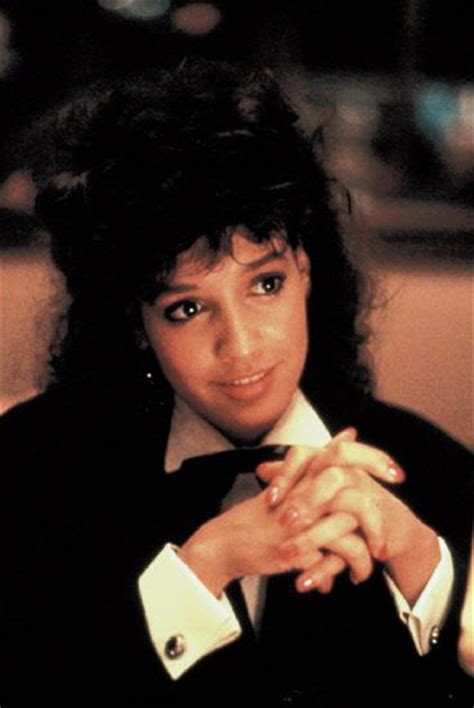 The classic 80s perm haircut is making a bizarre modern comeback 26