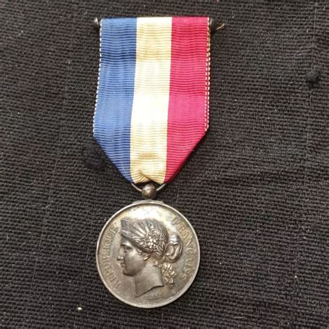 T15 BELLE MÉDAILLE du ministère de la marine et des colonies French