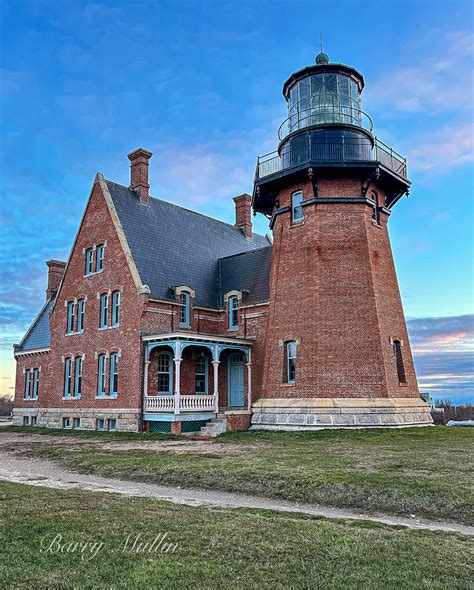 Block Island South East Lighthouse During Sunrise In Shoreham Rhode