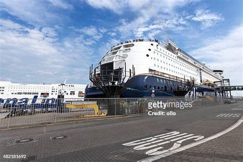 851 Kiel Line Stock Photos High Res Pictures And Images Getty Images