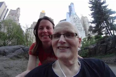worlds fattest man paul mason posts smiling central park selfie