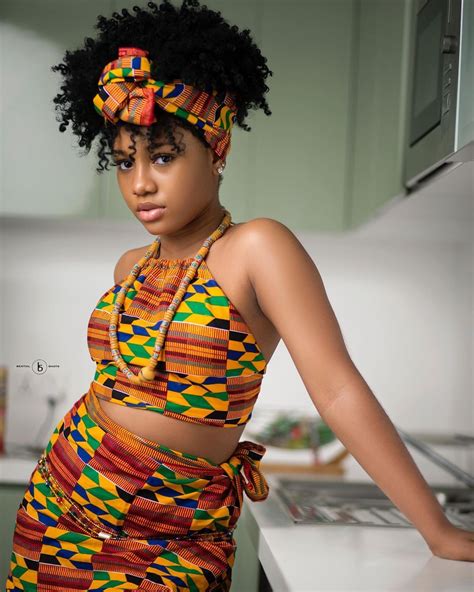 Kente Cloth Designs And Styles Arte Afro Afro Disfraces