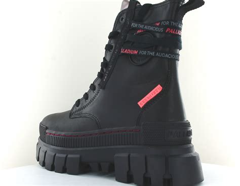 Palladium Revolt Boot Leather Noir Noir Rose