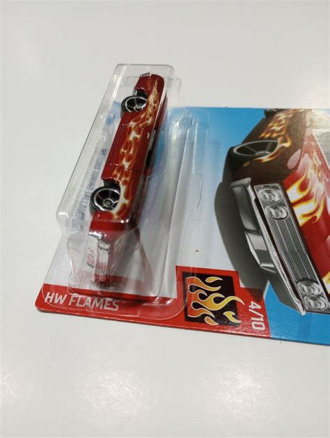 Hot Wheels 69 Ford Torino Talladega FYC39 D9C0B 32 250 HW Flames 4 10