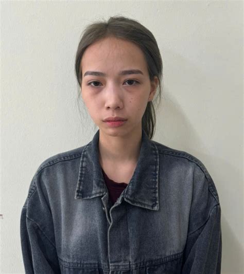 Ch N Dung Ng I V Hot Girl Sinh N M S T H I Ch Ng Ph Th