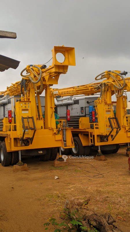 Matériaux Construction BTP Outillages Multicar M26 2020 au Togo