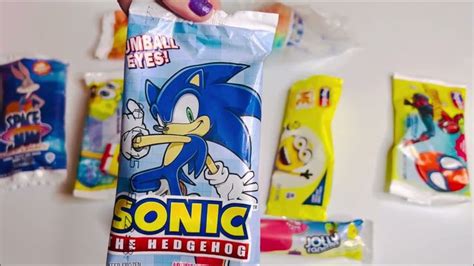 Opening a Sonic the Hedgehog Popsicle with Gumball eyeballs from ice ...