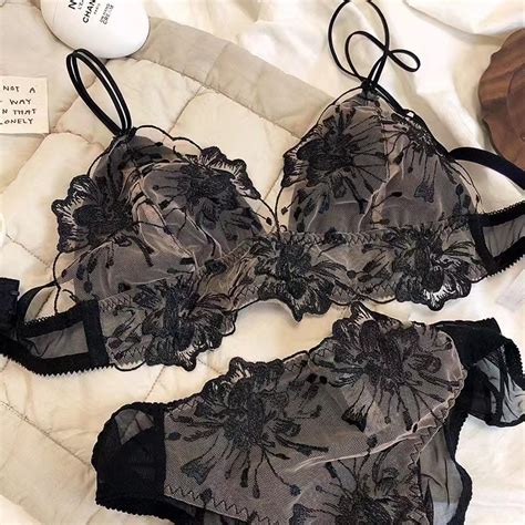 Conjunto De Roupa Ntima Calcinha De Renda Copa Fina Sem Fio Lingerie