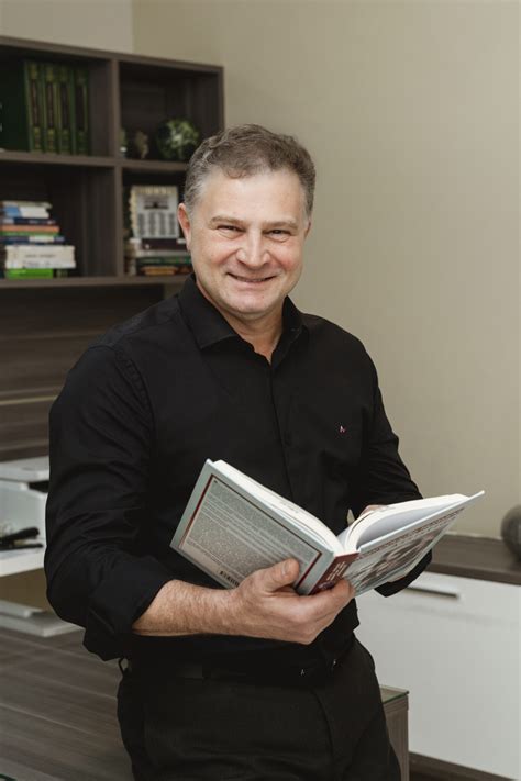 Hidrocele: O Inchaço no testículo que não deve ser ignorado