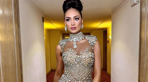 Rbonney Gabriel Wears Creation Of Filipino Designer Rian Fernandez For