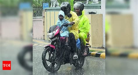 Imd Imd Issues Yellow Alert For Kerala Districts Till Friday Warns Of