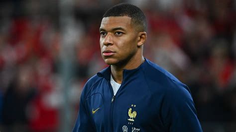 Mercato PSG Mbappé lâche un coup de pression Al Khelaïfi ne se