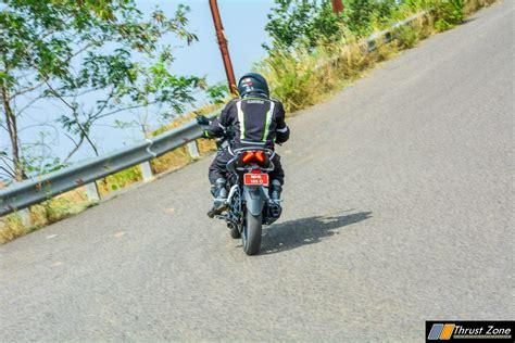 Bajaj Pulsar 250 Review, Road Test