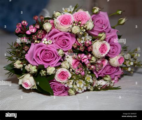 Flowers for a wedding Stock Photo - Alamy