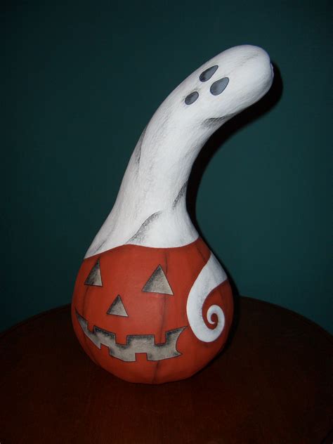 painted Halloween gourd | Halloween gourds, Painted gourds, Hand ...