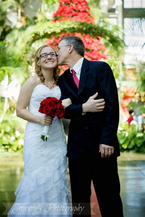 Opryland Hotel Wedding: Jerry + Julia {Nashville TN Wedding ...