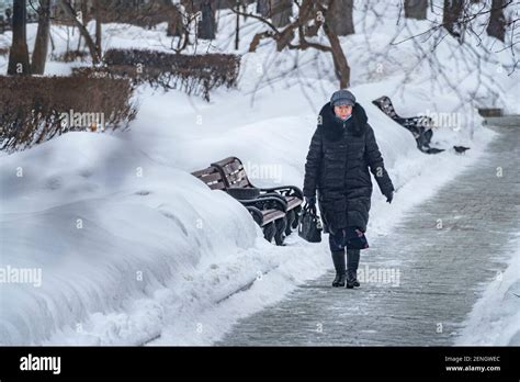 Russia, Moscow. People walk in a street Stock Photo - Alamy