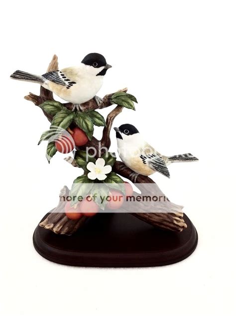 Home Interiors Homco Porcelain 2002 Masterpiece Chickadee Wfruit Bird