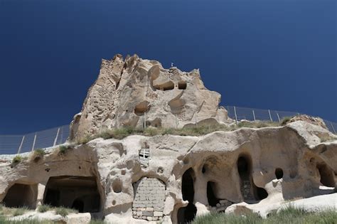 Castelo De Uchisar Na Capad Cia Turquia Foto Premium