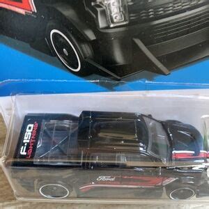 Mattel Toys Hot Wheels Ford F5 Lightning Custom Truck Hw Green Speed 510 Hotwheels 37250