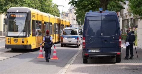 Dresden Mann Stirbt Nach Brutalem Messerangriff In Stra Enbahn