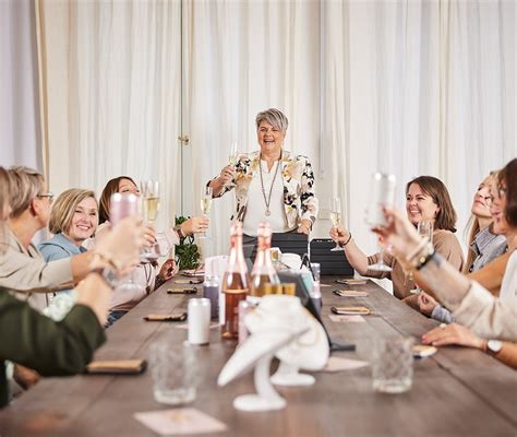 Schmuckparty buchen Pierre Lang Edle Designerschmuckstücke in