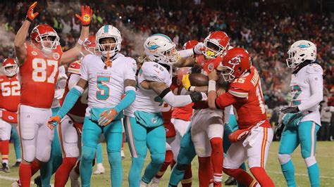 Miami Dolphins vs Kansas City Chiefs LIVE RESULT: Patrick Mahomes and ...