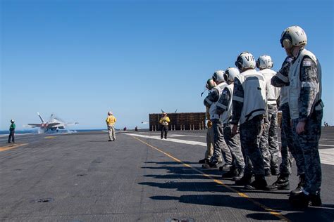 Dvids Images Uss Ronald Reagan Cvn Hosts Royal Australian Navy